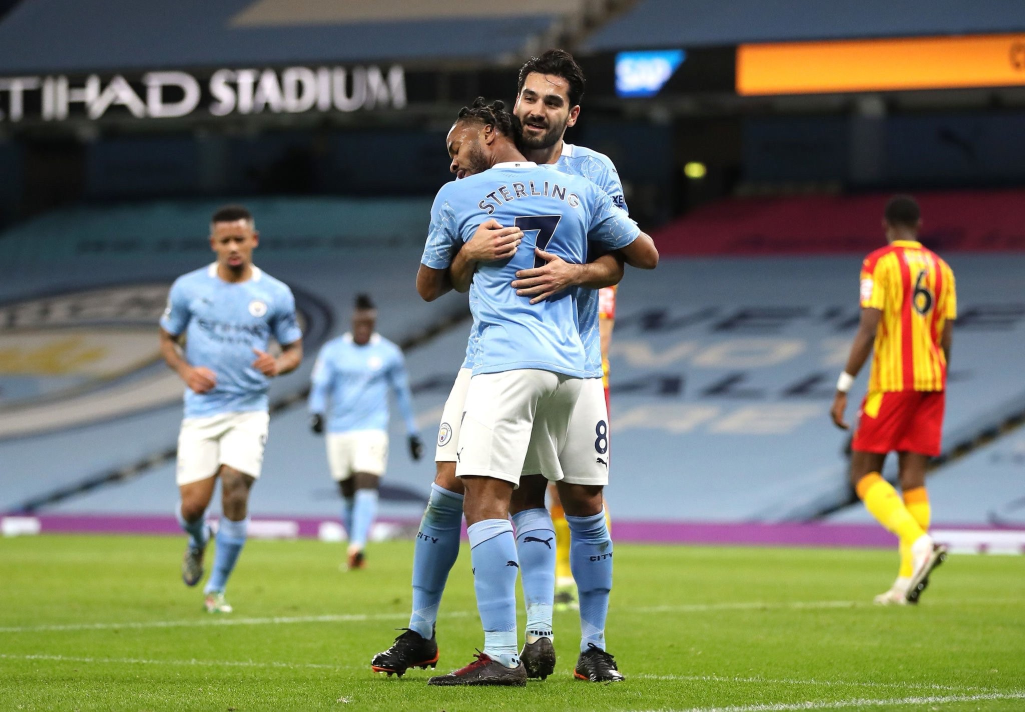 便展现出极 便展现出极